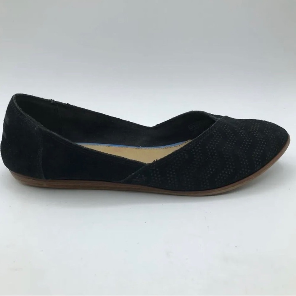 TOMS black chevron flats
